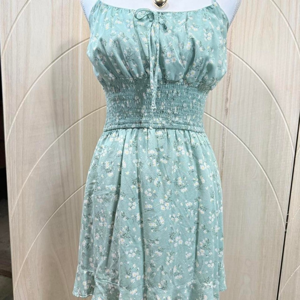 Liberty & Love Sage Green Daisy Floral Smocked Waist Mini Dress Size L